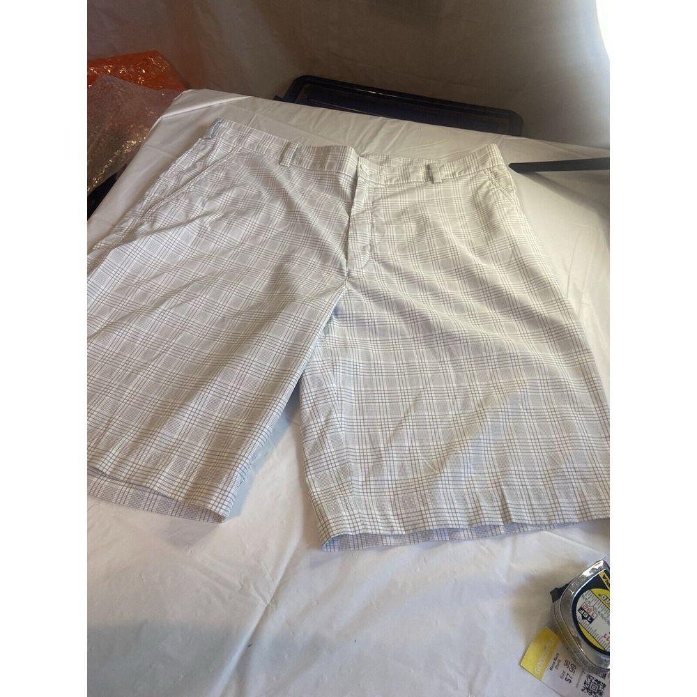 Men's Nike Golf Dri-Fit Grey‎ & White Plaid Shorts- Size 36-Excellent Condition